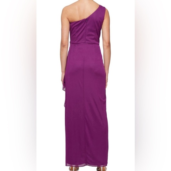 Alex Evenings Dresses & Skirts - Plus Alex Evenings Embellished One-Shoulder Gown Women size 18